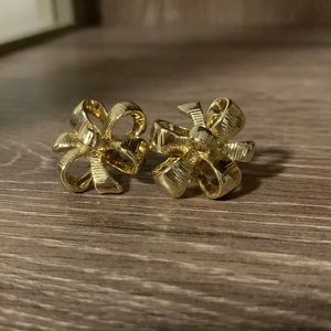 Lilly Pulitzer Gift Bow Earrings